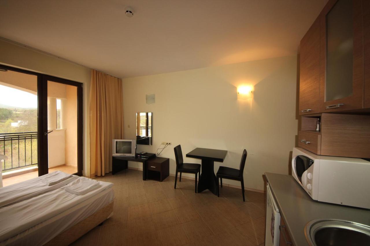 Menada Nestinarka Apartments تساريفو المظهر الخارجي الصورة